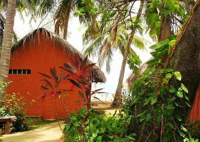 Pousada Doze Cabanas Japaratinga